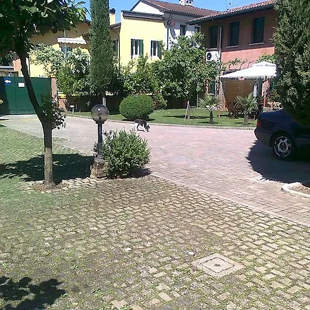 Dreon ゲストハウス 3*